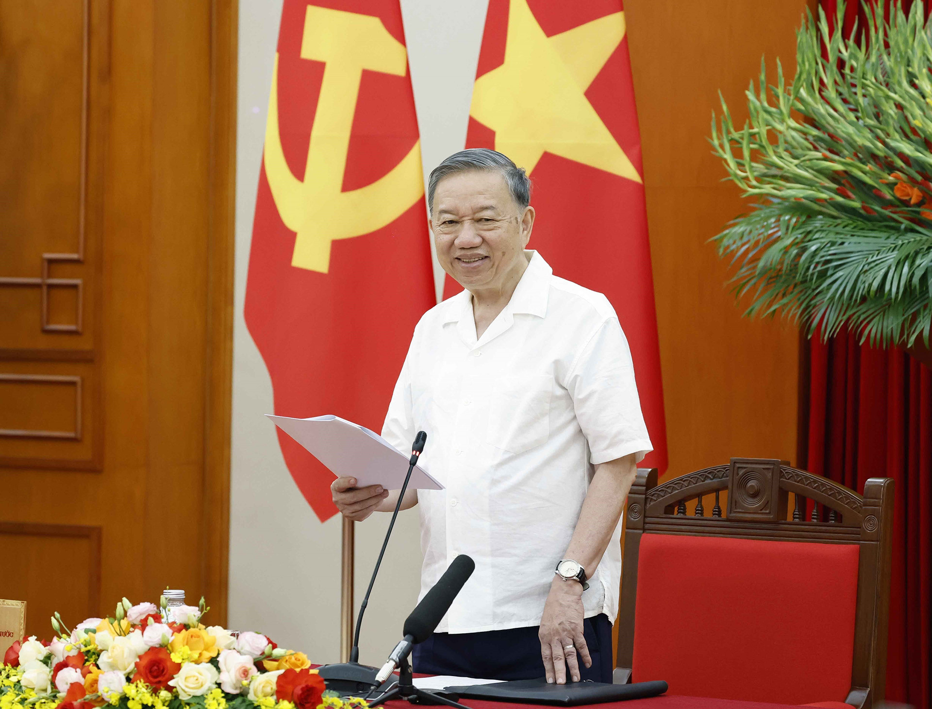 vna_potal_tong_bi_thu_chu_tich_nuoc_lam_viec_voi_ban_to_chuc_trung_uong__8803030.jpg