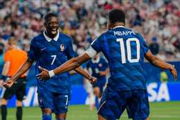 Dembele Mbappe.jpg