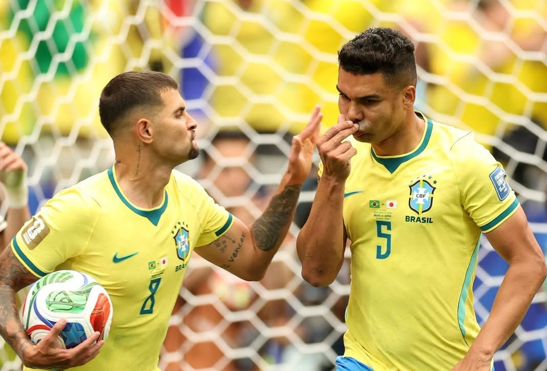 Video bóng đá Brazil vs Nhật Bản: Người hùng phút bù giờ