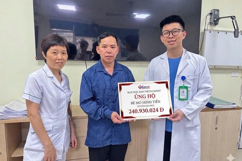 Bạn đọc giúp đỡ bé Mò Minh Tiến bị ngã tụ máu não hơn 240 triệu đồng