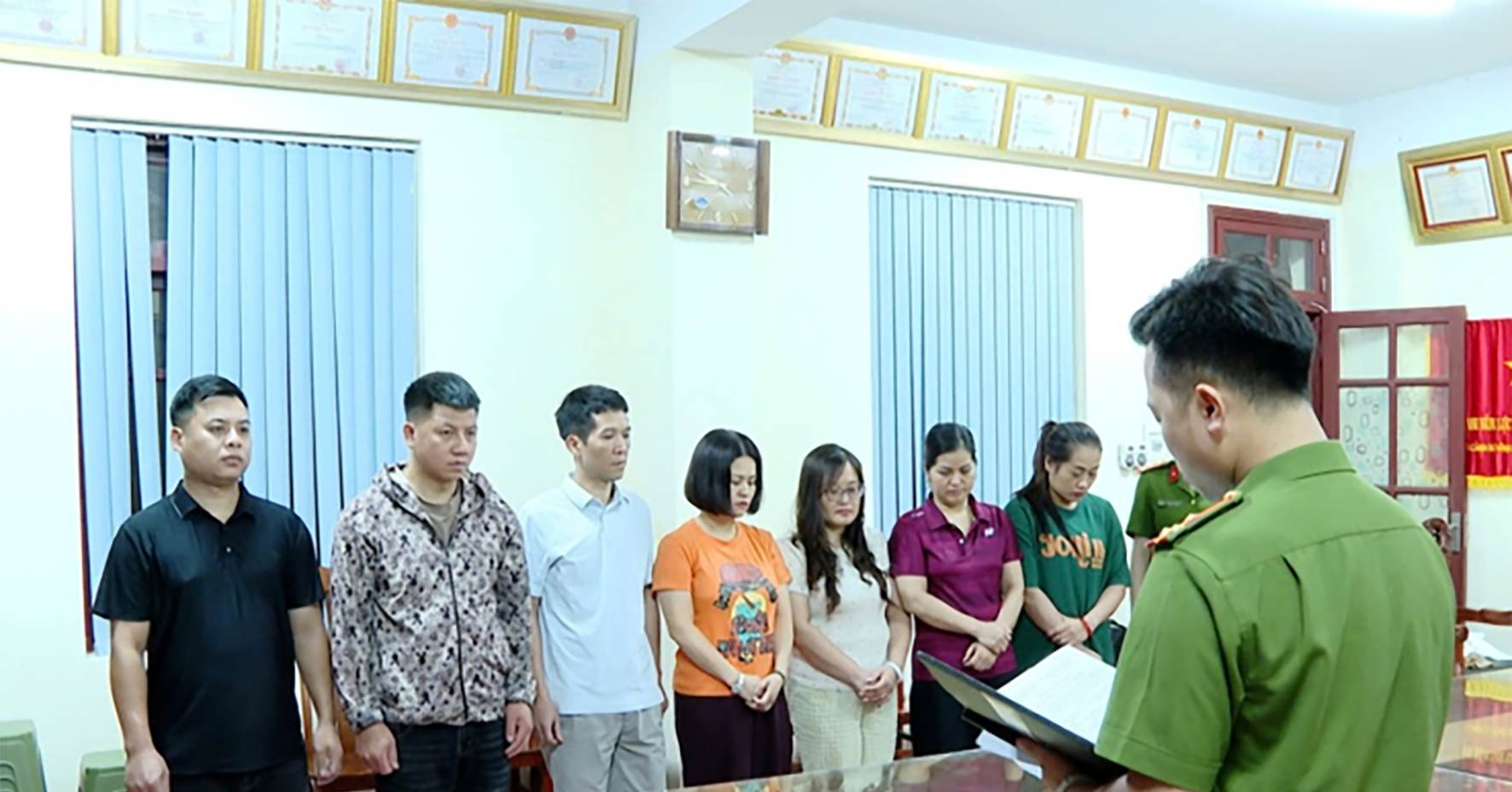 Bắt giữ tổ trưởng và 6 nhân viên tham ô tại di tích Tam Thanh ở Lạng Sơn