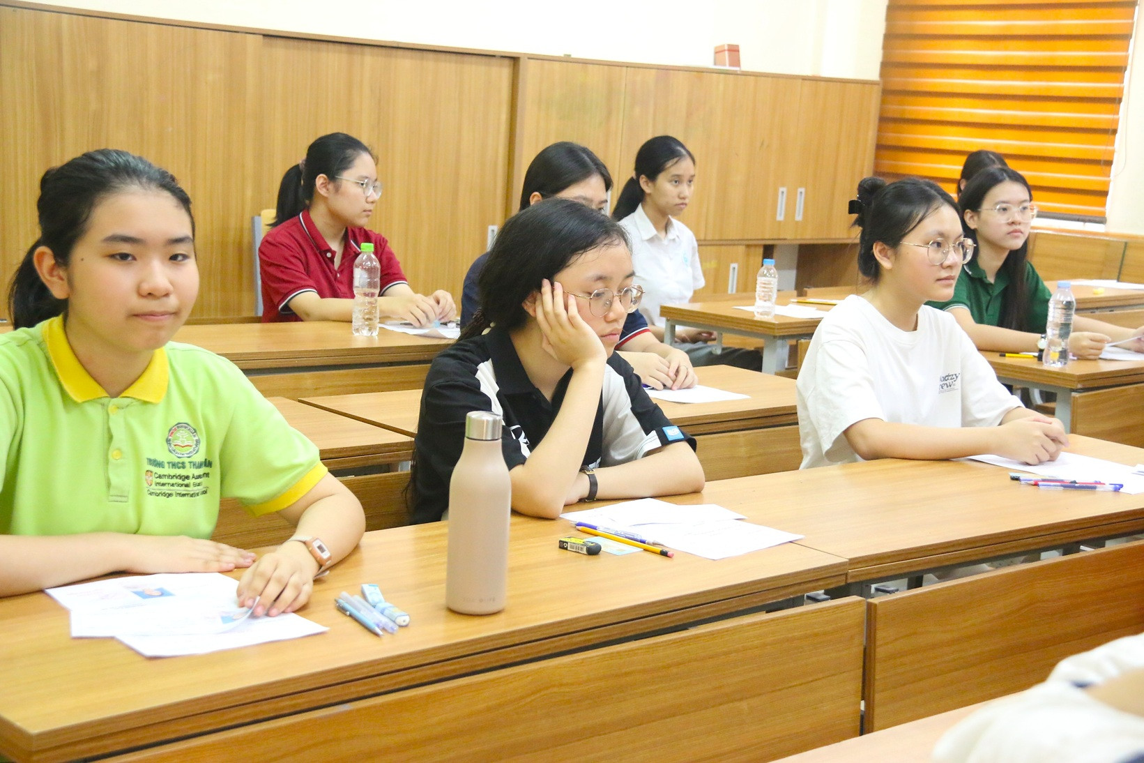thi lớp 10 chuyên Sư phạm (5).JPG