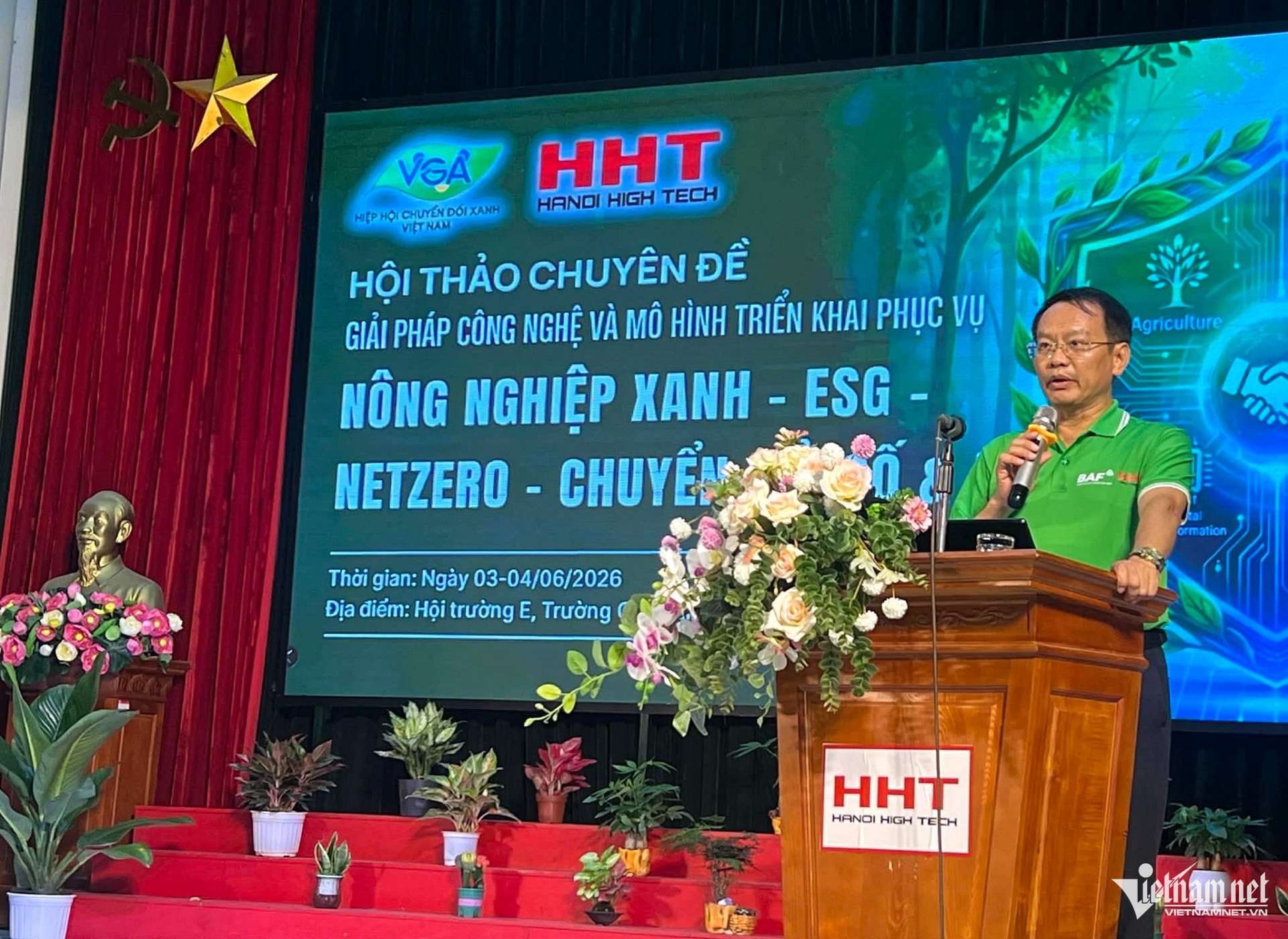 W-Hieu truong Pham Xuan Khanh.jpg
