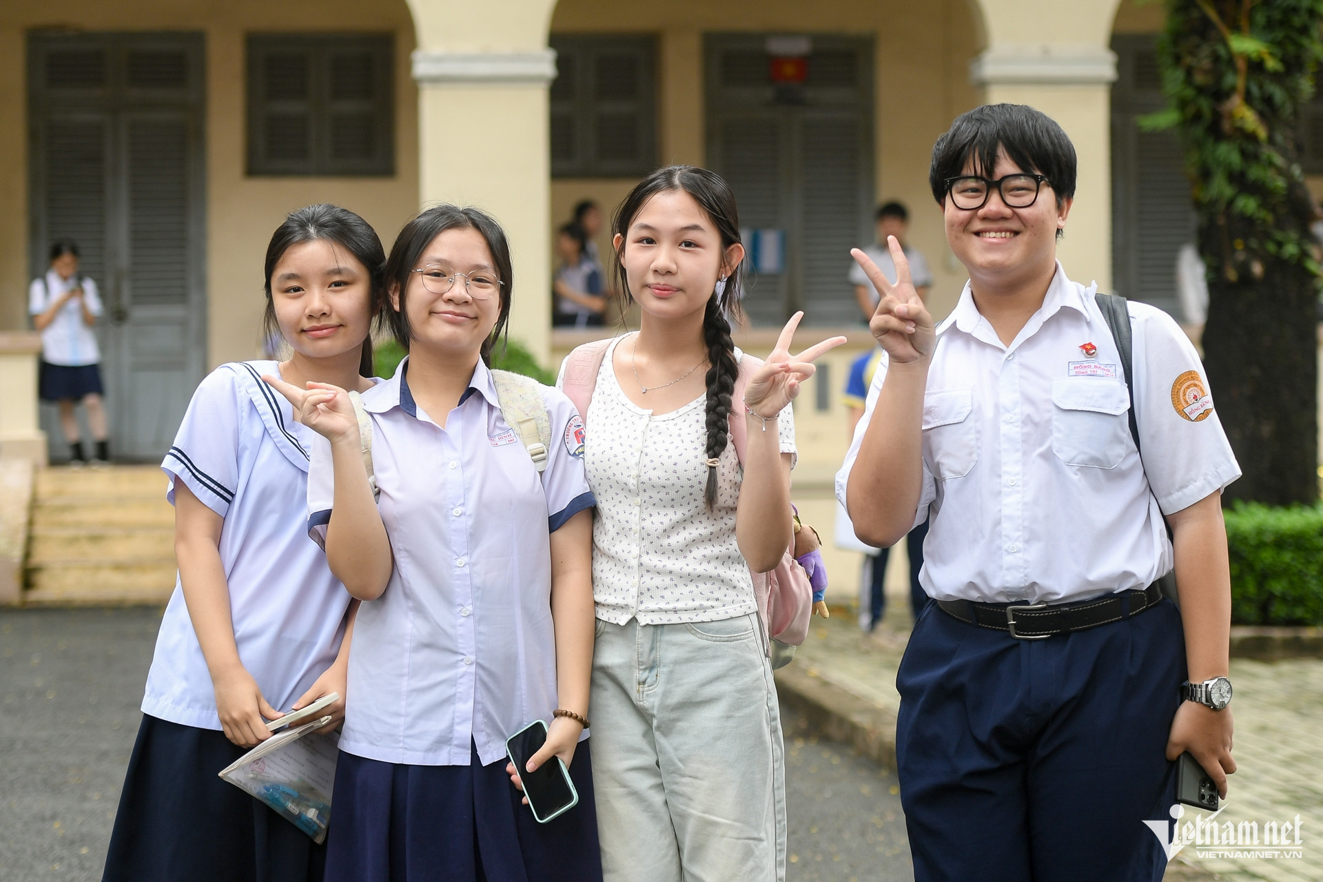 W-thi 10 TPHCM Nguyễn Huế 3.jpg