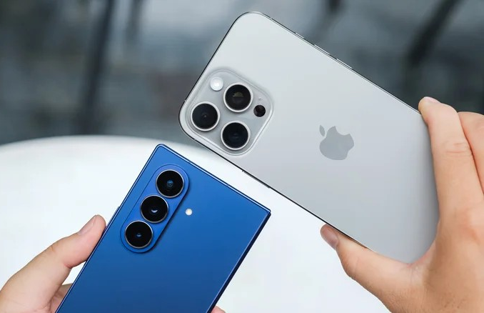 Bất ngờ với 5 thiết bị có thể sạc ngược bằng iPhone