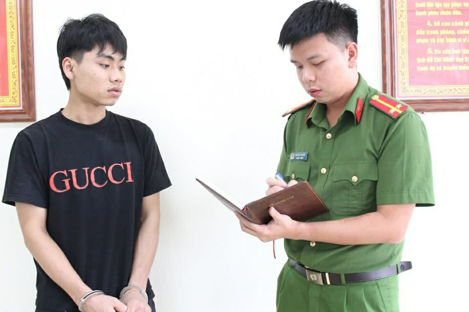 Công an Ninh Bình bắt giữ đối tượng truy nã đặc biệt nguy hiểm sinh năm 2004