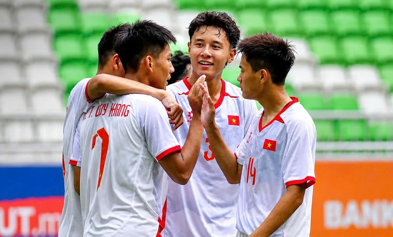u19 viet nam 2.jpg