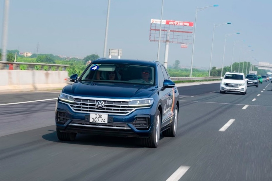 5 quy tắc 'sống còn' khi lái xe đường dài dịp hè tài xế Việt cần nhớ