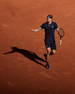 https://static-images.vnncdn.net/vps_images_publish/000001/000003/2026/6/6/alexander-zverev-1-44.jpg