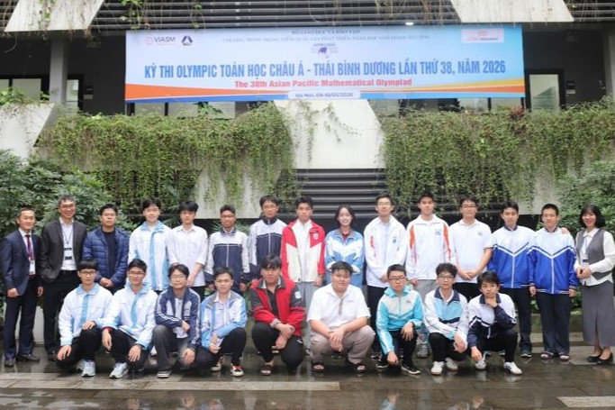 Đội tuyển Việt Nam tham dự Olympic toán Châu Á Thái Bình Dương.jpg