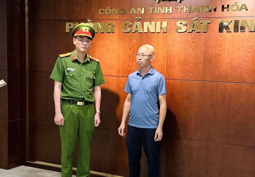 ha trung hung.jpg