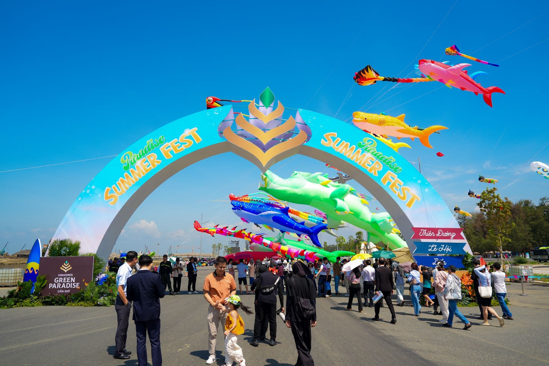 Nghìn người dự lễ hội Paradise Summer Fest, chiêm ngưỡng siêu điểm đến Cần Giờ