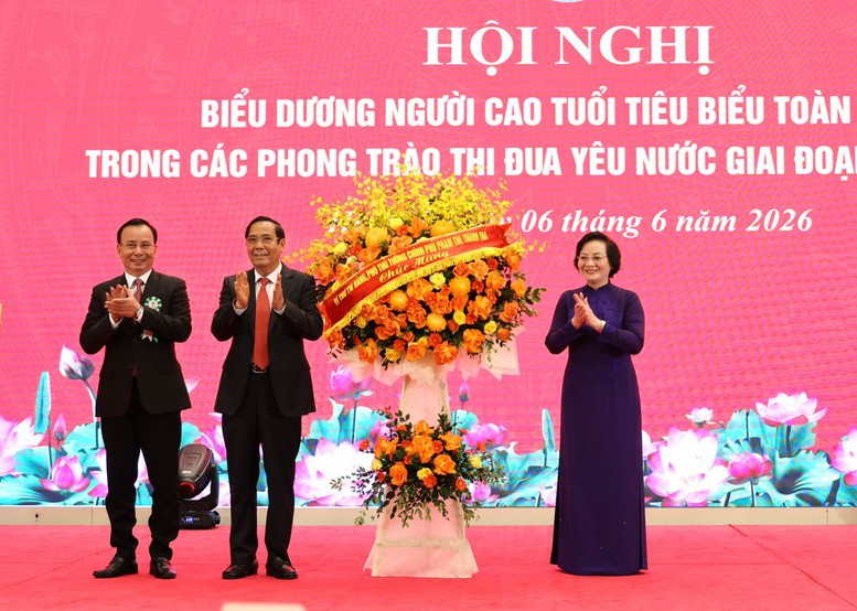 Pho Thu tuong 1.jpg