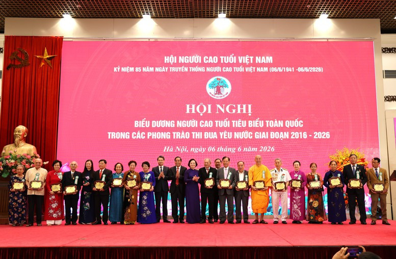 Pho Thu tuong 3.jpg