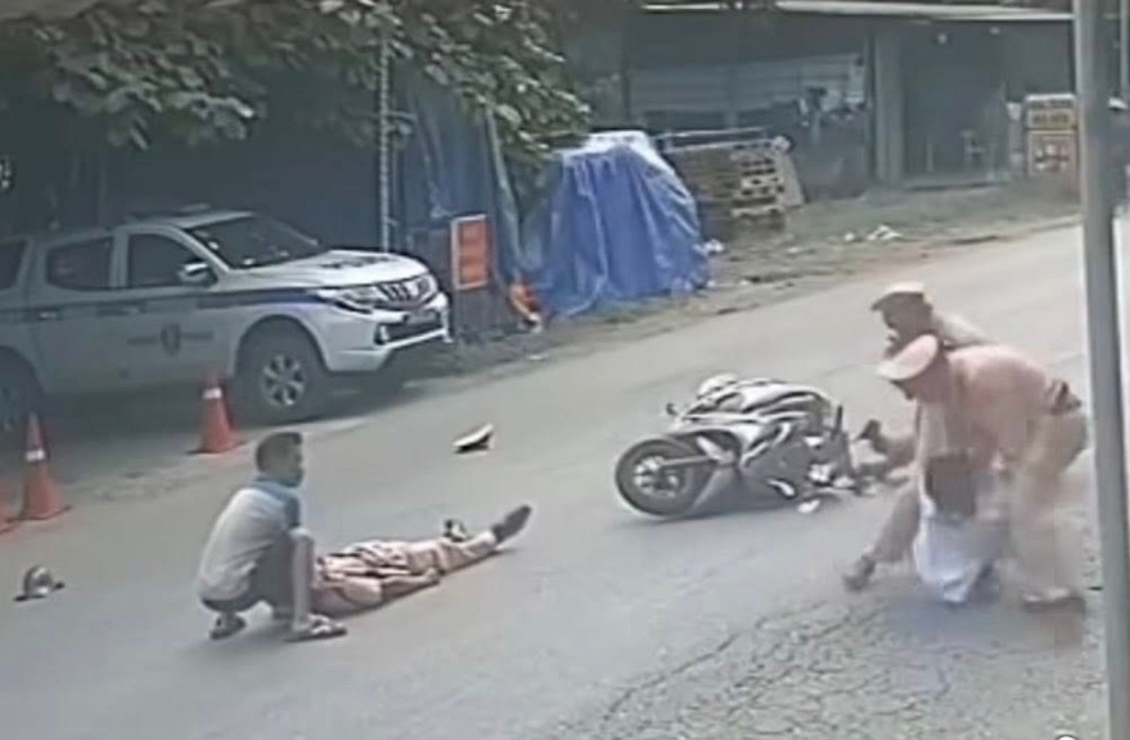 Danh tính đối tượng lái xe húc thẳng vào trung tá cảnh sát
