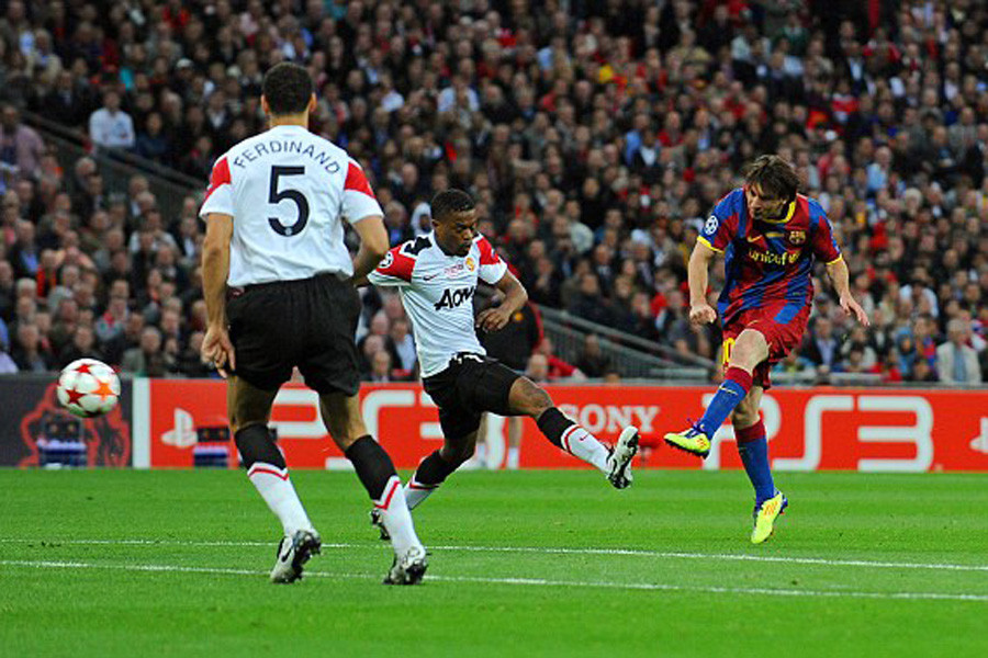 Messi Patrice Evra.jpg