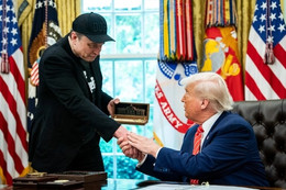 Tổng thống Trump nói đã 'nối lại' tình bạn với tỷ phú Elon Musk