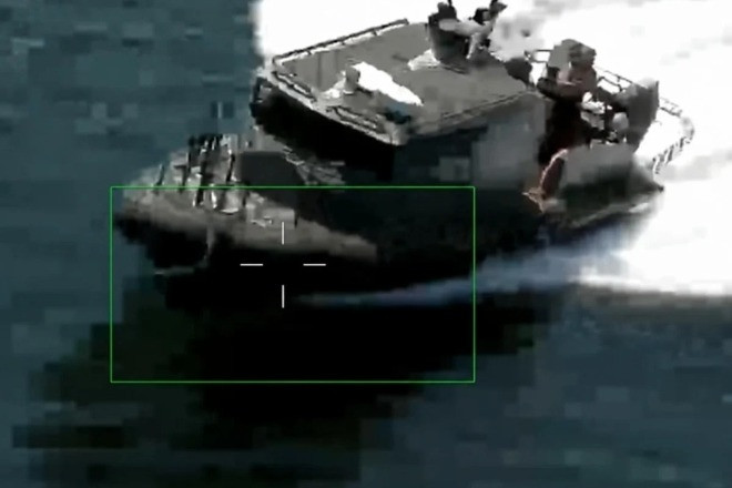 Video UAV cảm tử của Nga bắn nổ 2 tàu tuần tra Ukraine ở Biển Đen