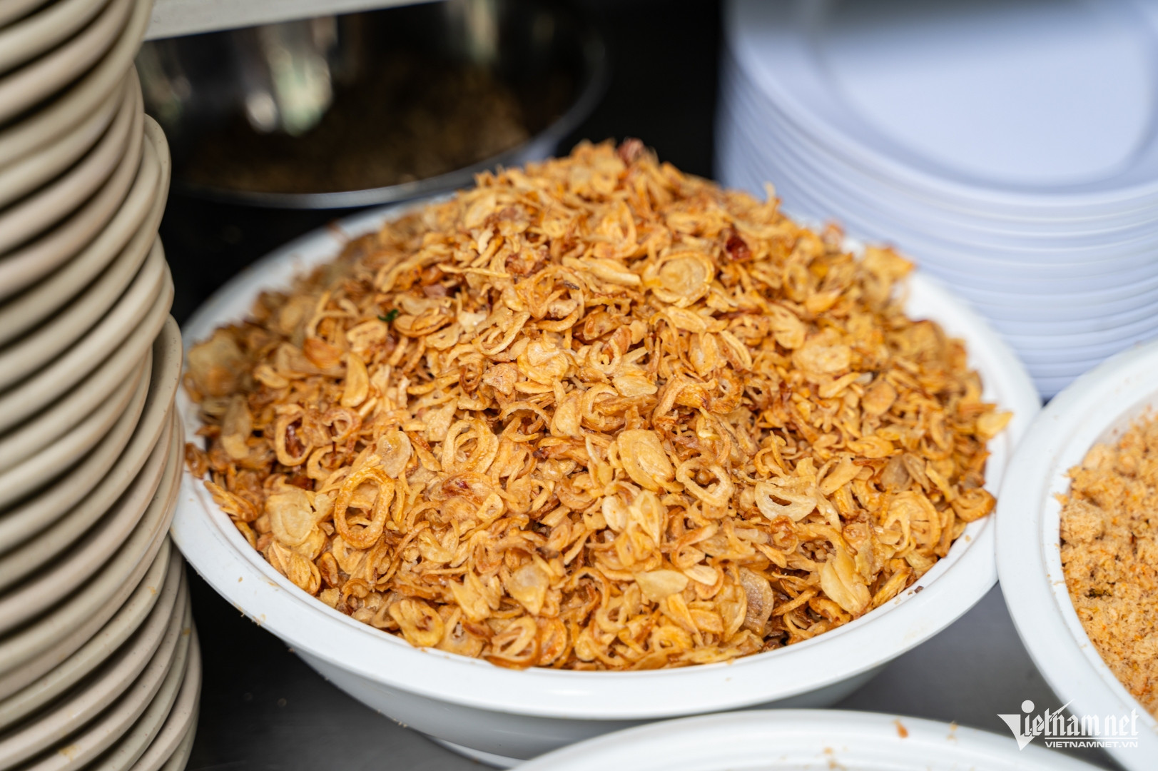 https://static-images.vnncdn.net/vps_images_publish/000001/000003/2026/6/7/w-banh-cuon-thanh-van-michelin-1155.jpg
