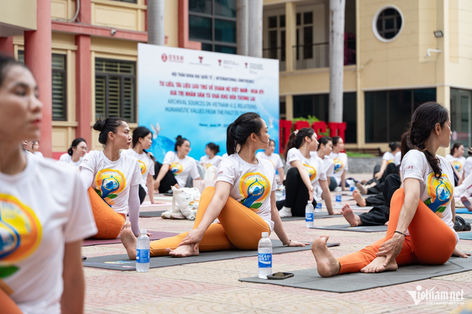 https://static-images.vnncdn.net/vps_images_publish/000001/000003/2026/6/7/w-hui-3462jpg-663.jpg