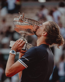 https://static-images.vnncdn.net/vps_images_publish/000001/000003/2026/6/8/alexander-zverev-9-115.jpg