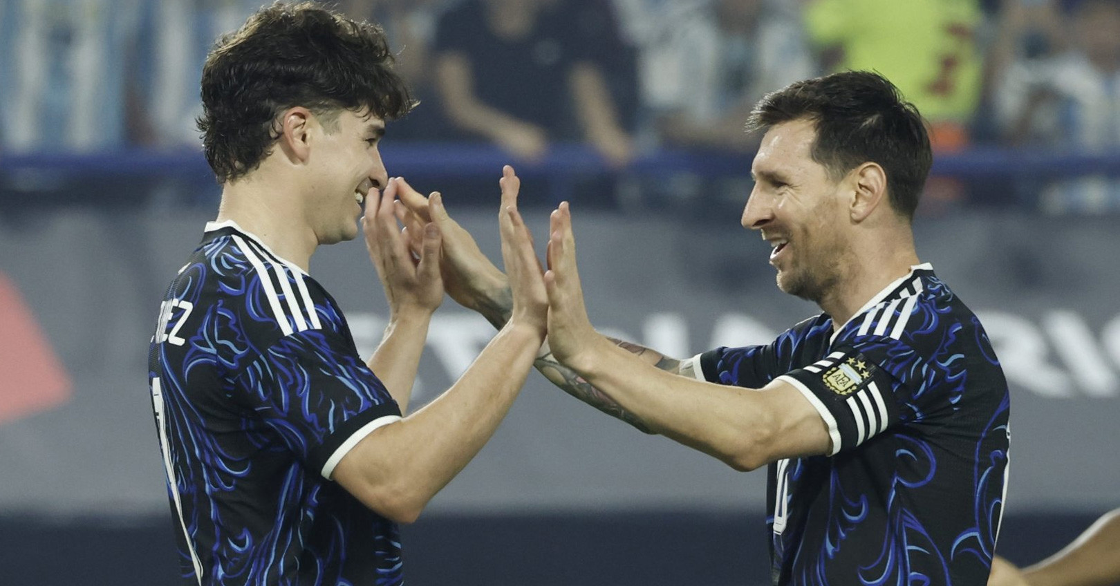 Argentina bảo vệ ngôi vương World Cup: Messi chờ vượt Maradona
