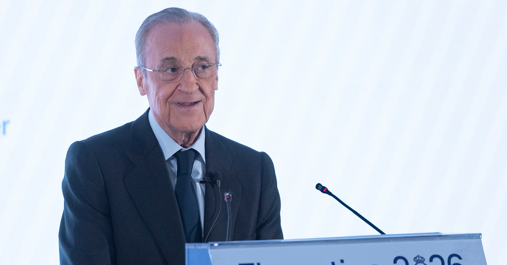 Florentino Perez tái đắc cử chủ tịch Real Madrid, gọi tên Mourinho