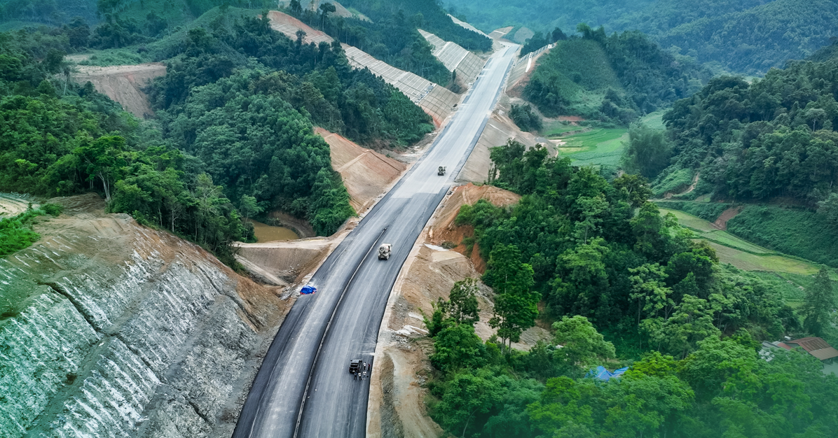 Hiện thực hóa cao tốc cho tỉnh &amp;apos;4 không&amp;apos;