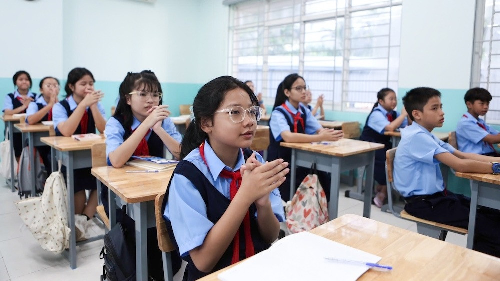 học sinh 2.jpg