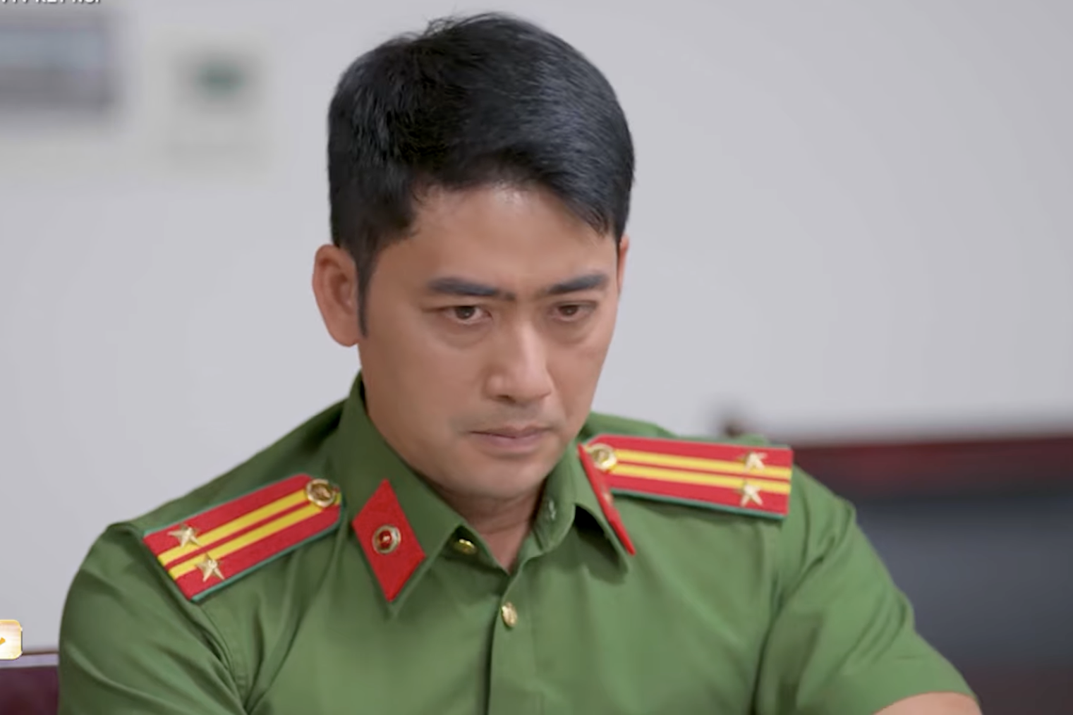 Nam diễn viên 20 năm toàn vào vai công an trên phim VTV là ai?