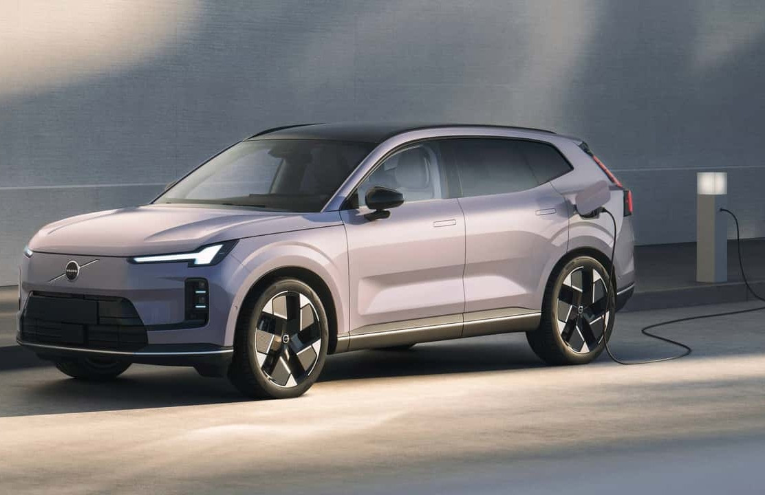 Trung Quốc thay đổi luật chơi với xe hybrid sạc điện, nhiều 'ông lớn' lao đao
