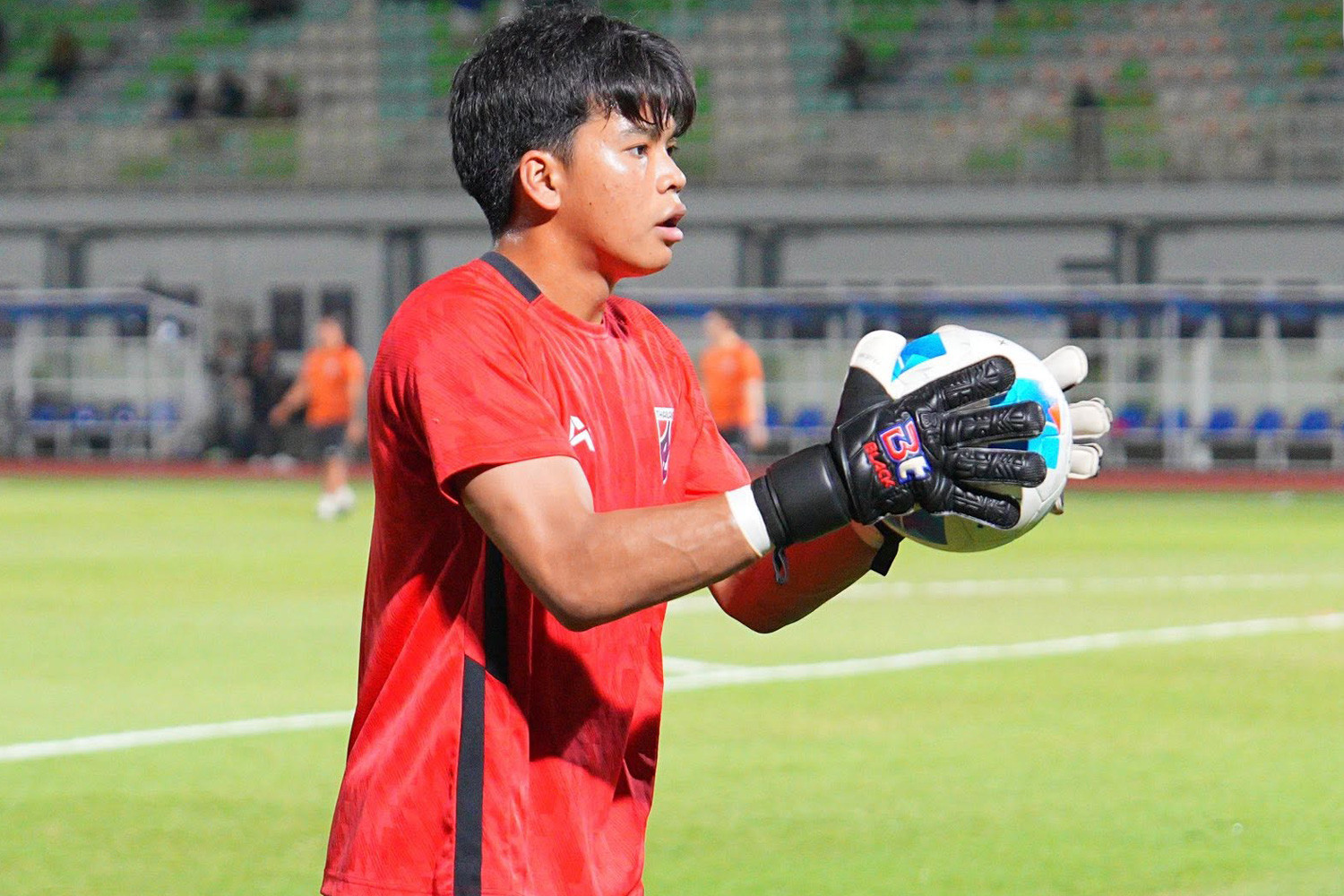 U19 Thai Lan 1.jpg