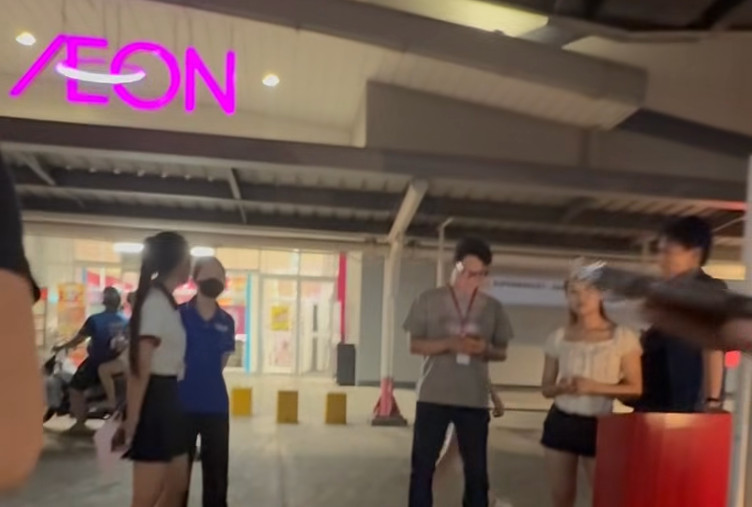 Công an vào cuộc vụ người phụ nữ bị cho là ‘ăn cắp đồ’ ở Aeon Mall Long Biên