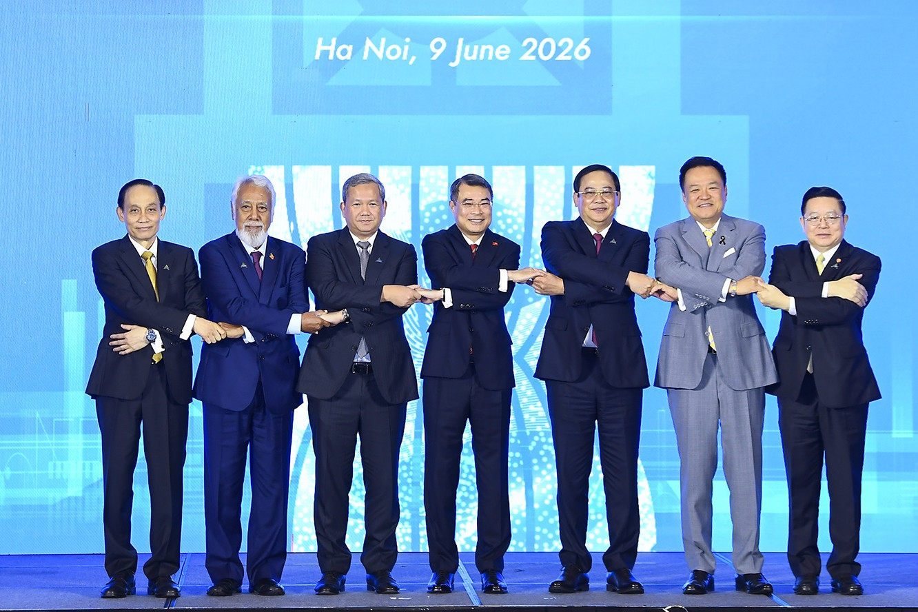 Khi Hà Nội trở thành nơi quy tụ của nhiều nhà lãnh đạo cấp cao khu vực