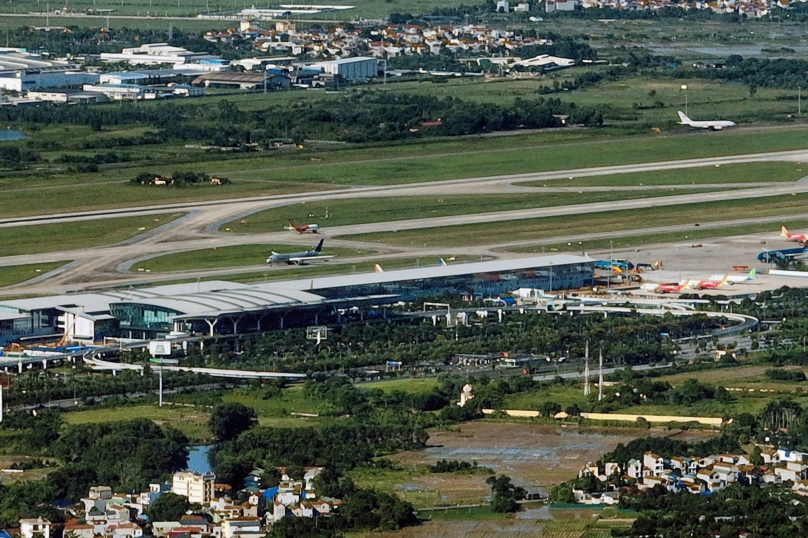 Sân bay Nội Bài, Cát Bi liên tiếp xuất hiện UAV, diều uy hiếp an toàn bay