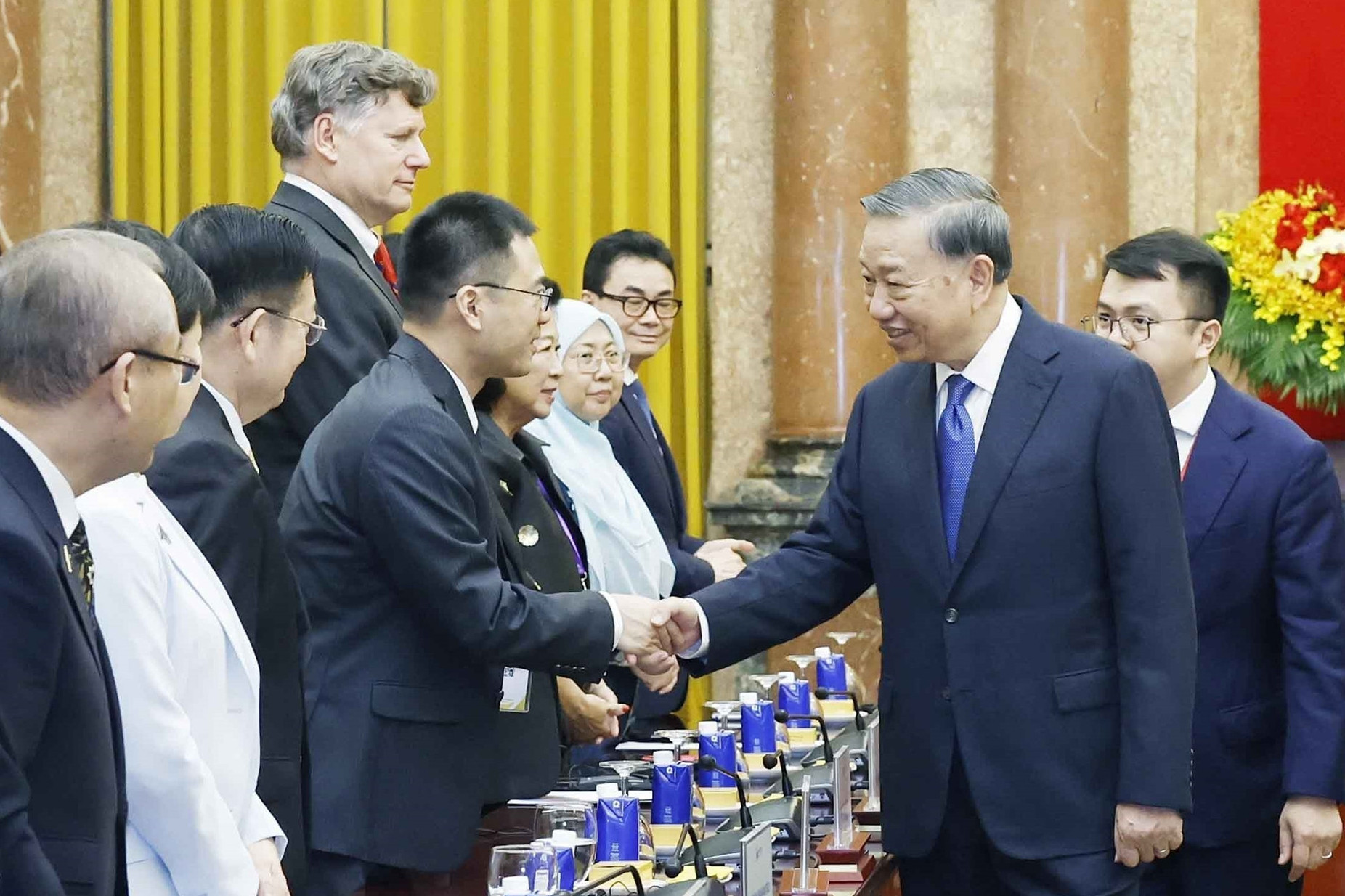 Tổng Bí thư, Chủ tịch nước: Đúng hướng mà chậm cũng có thể bỏ lỡ thời cơ