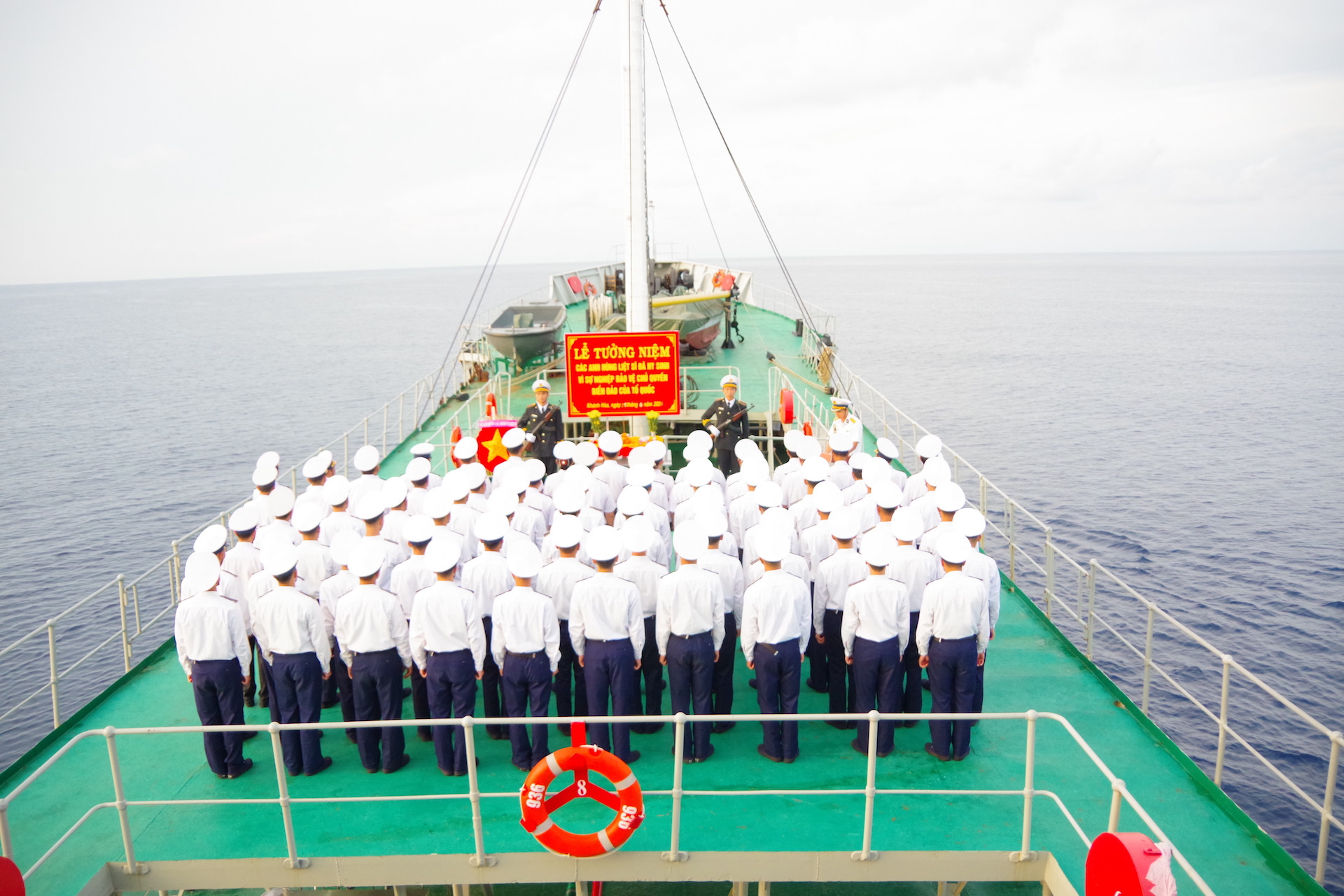 1. Quang cảnh buổi lễ tưởng niệm..JPG