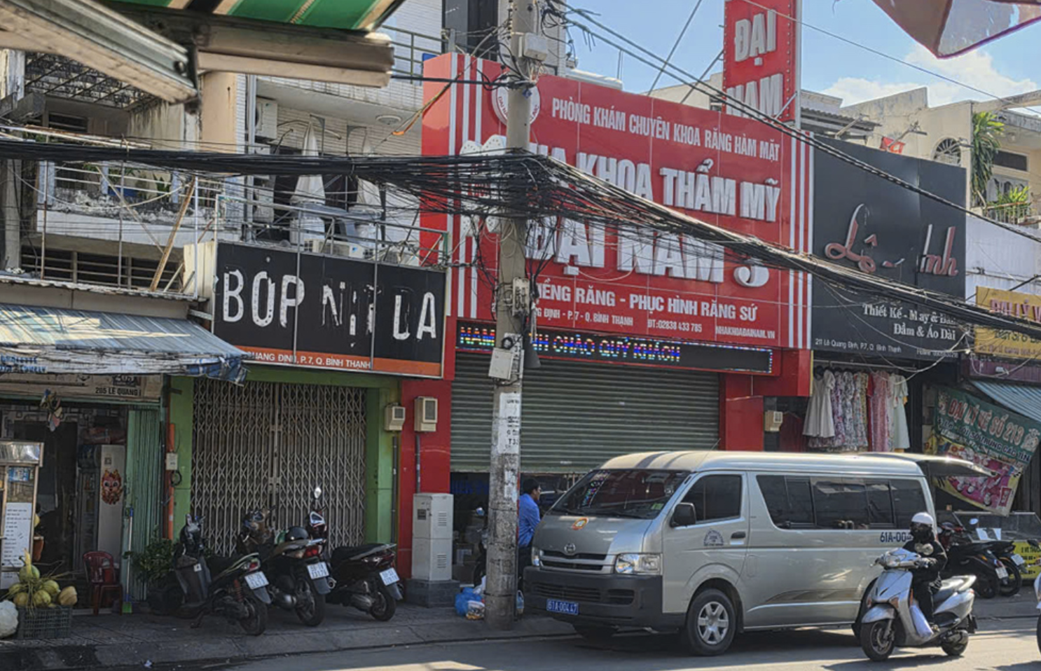 Khởi tố, bắt tạm giam bác sĩ trong vụ &amp;apos;ly hôn nghìn tỷ&amp;apos; ở TPHCM