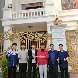 cong ao do chup anh voi thay giao va cac ban 1653.avif