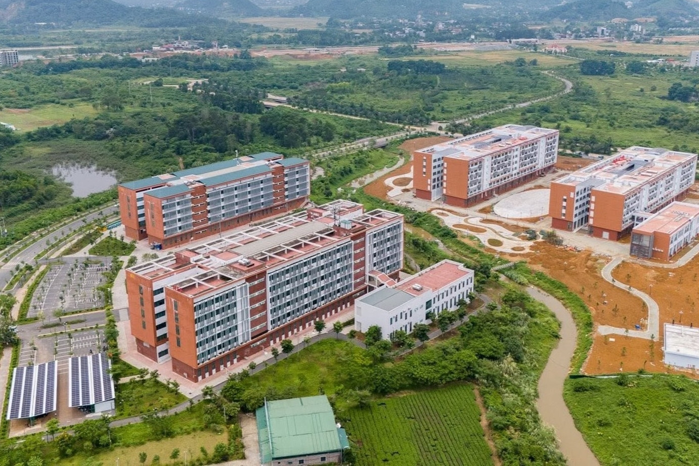 ĐH Quốc gia Hà Nội công bố điểm sàn xét tuyển đại học năm 2026