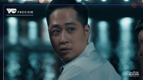 Dưới ô cửa sáng đèn 21