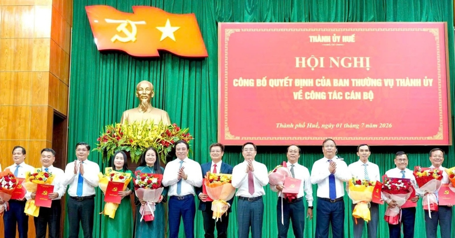 Huế điều động, bổ nhiệm loạt cán bộ