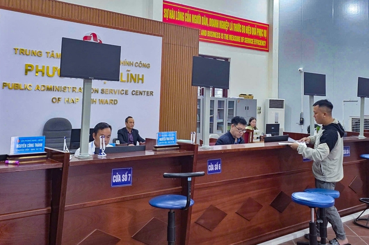 Một năm sắp xếp lại giang sơn tinh gọn, gần dân, hiệu quả