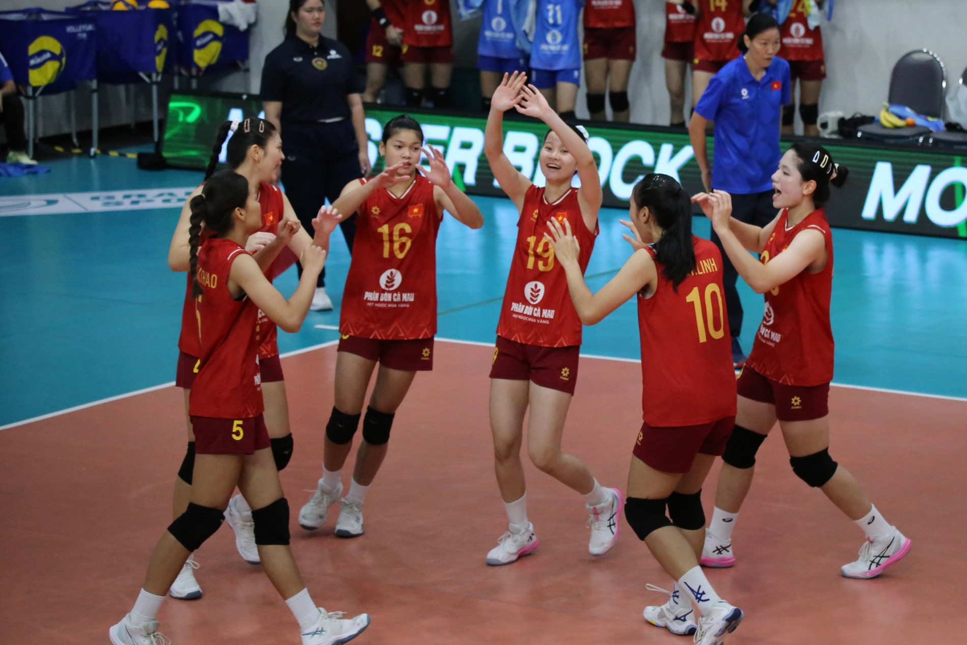 U18 nữ Việt Nam thắng 3-0 Đài Loan, khởi đầu rực rỡ giải châu Á