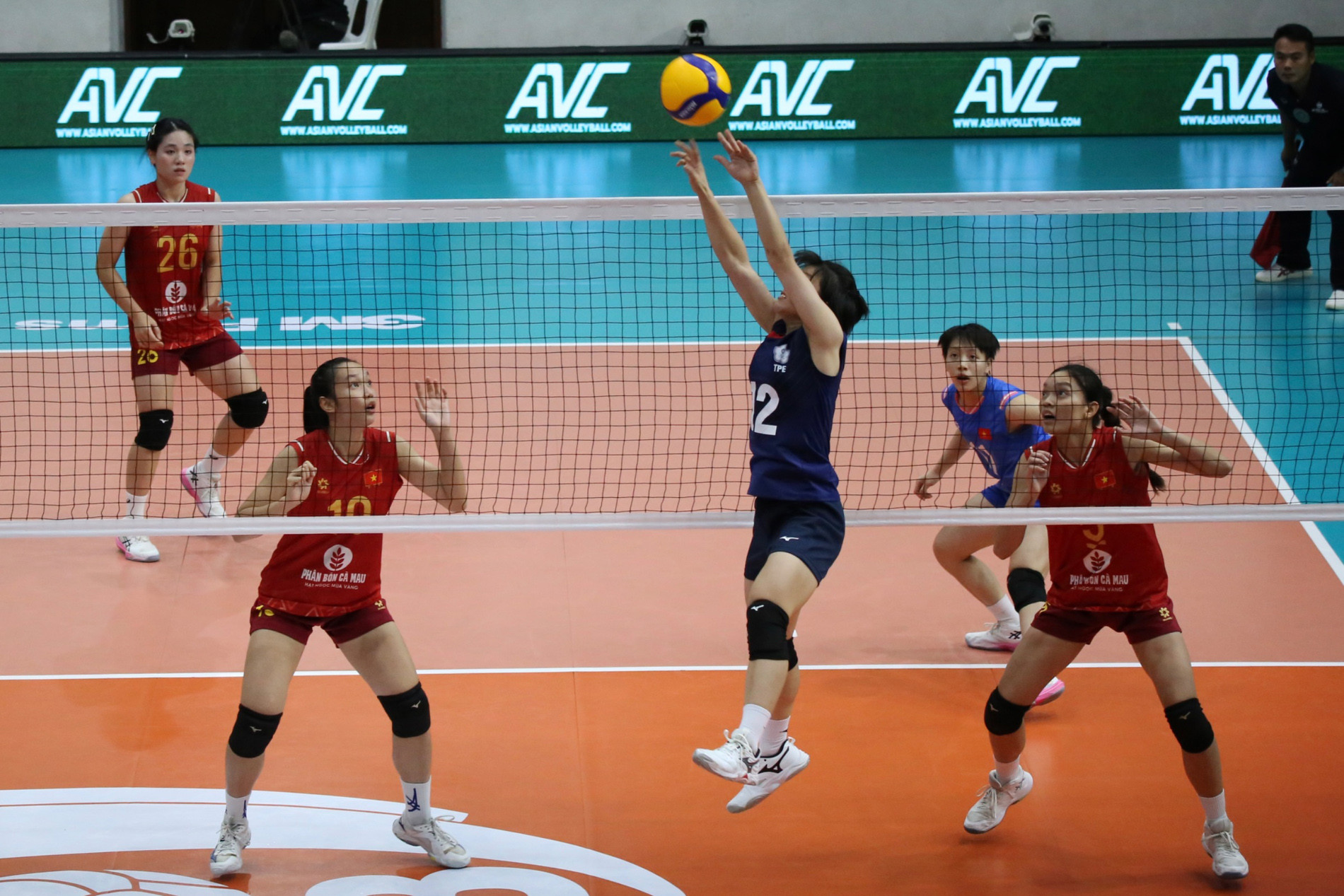 u18 bong chuyen viet nam 4.jpg