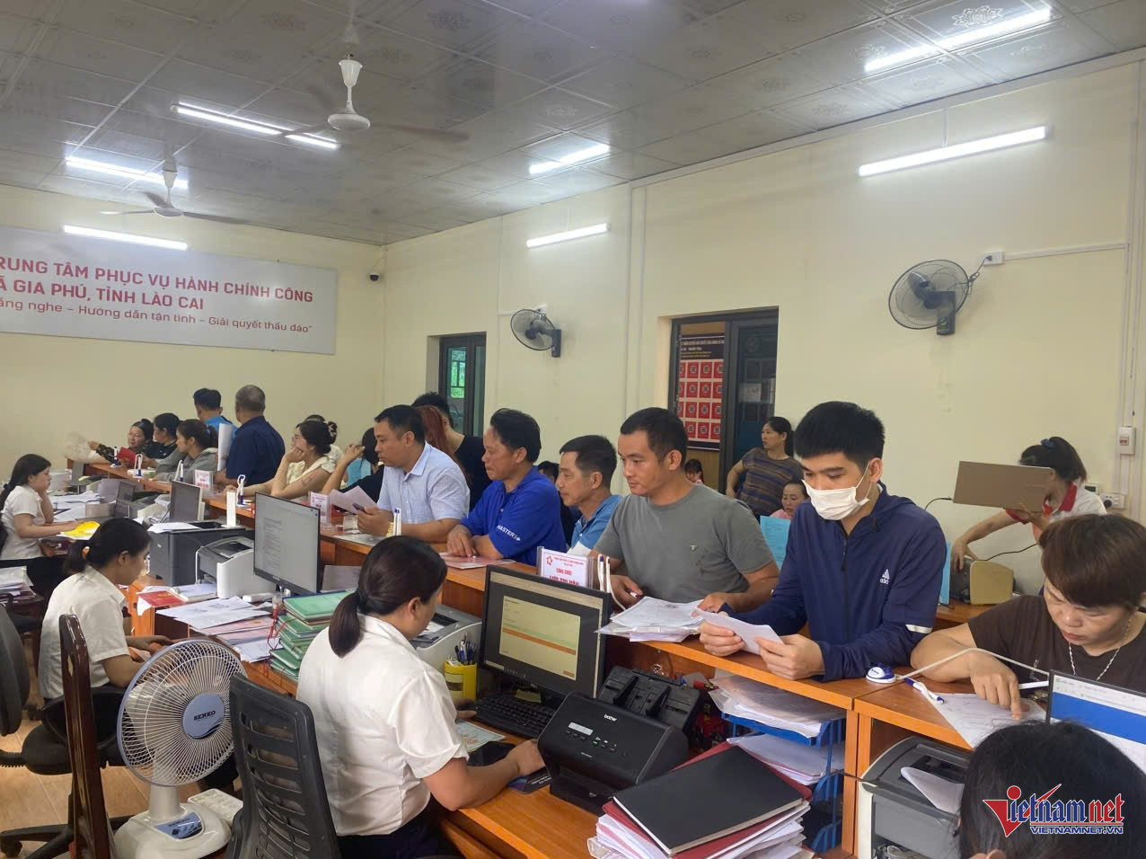 W-anh bai binh dan hoc vu so.jpg