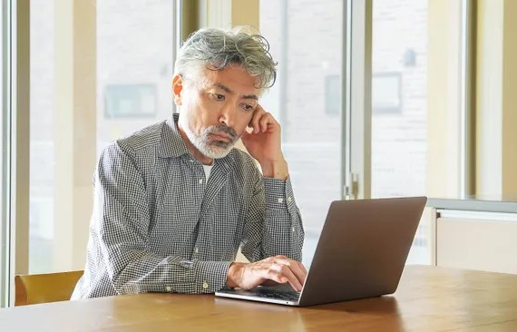 7 sai lầm khi dùng ChatGPT của người trên 50 tuổi