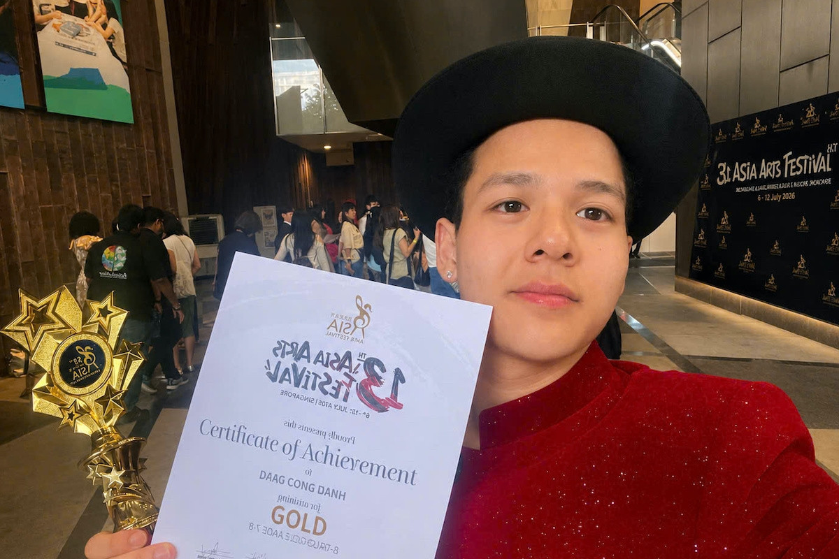 Bật mí về chàng trai 20 tuổi vừa Giành Huy chương Vàng Asia Arts Festival
