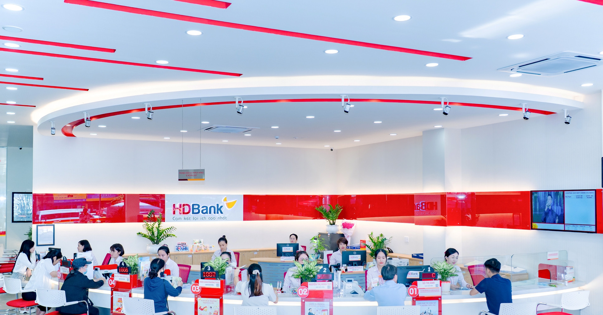 HDBank tung loạt ưu đãi tài chính tiếp sức doanh nghiệp
