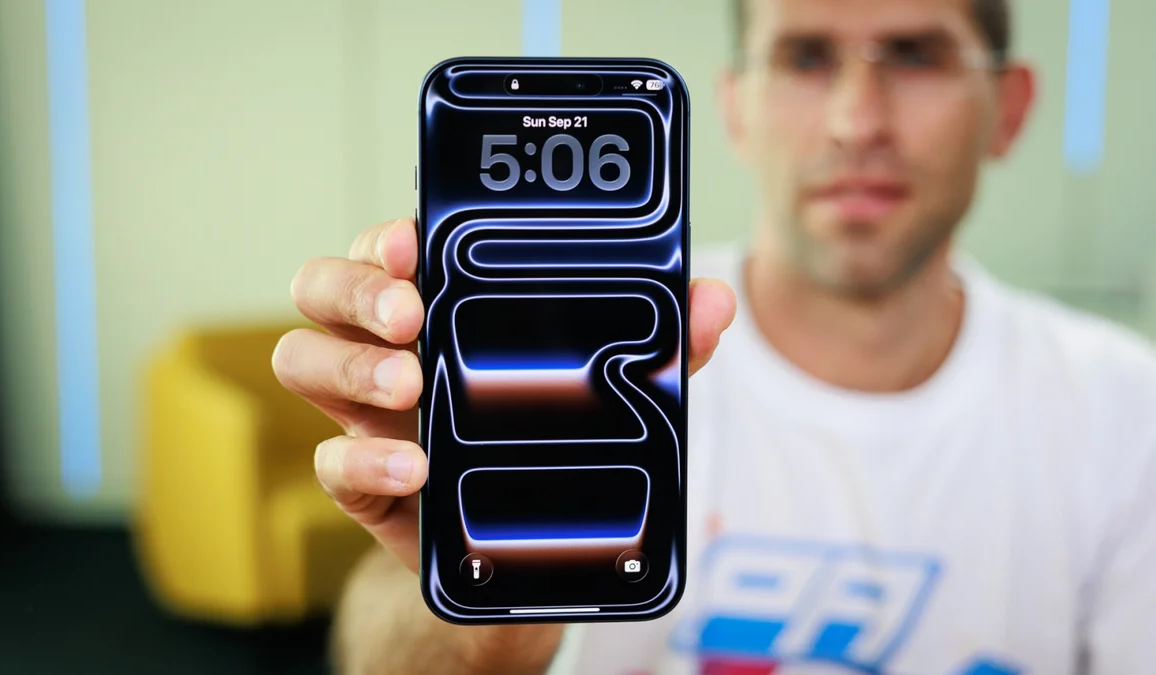 iPhone 17 Pro Max 1.png
